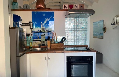 Kingsborough Apartment | Victorian Beach Cottages