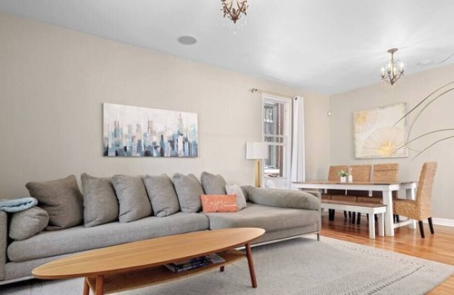 Cole House | Victorian Charmer and Carriage House, Walk to RiNo