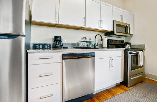 Hough House | Victorian Cleveland Clinic With Queen Bed, Sleeps 3