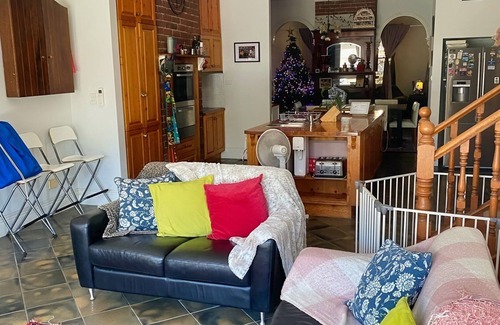 Yarraville Apartment | Victorian Ground FL Apartment, Pool, Sauna & BBall