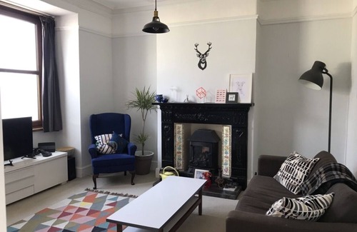 Black Torrington House | Victorian House in Rural Devon Sleeps 6-8