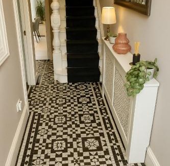 Queens Quarter House | Victorian House - South Belfast Lisburn Road - Northern Ireland Tourist Board Approved
