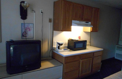 Sparks Hotel | Victorian Inn