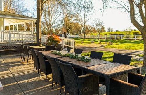 Paso Robles House | Victorian Manor In Paso Robles Wine Country Pool Hot Tub Firepit Tennis Court Sleeps 28
