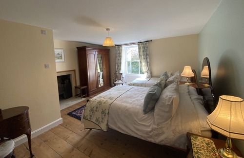 Gunnerton House | Victorian Northumberland Farmhouse, pets welcome, secure bike storage.