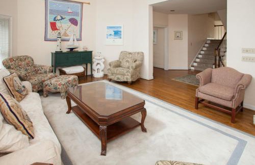 Sandbridge House | Victorian Sea-cret