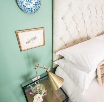 Paarl Apartment | Victorian Style Garden Room , Paarl Central