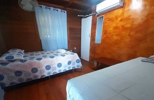 Roatan House | Victorias Beach House