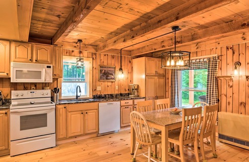 Victory Cabin | Victory Cabin w/Hot Tub, By Skiing & VAST Trails!