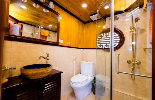 Hon Gai Boat Rental | Victory Cruise