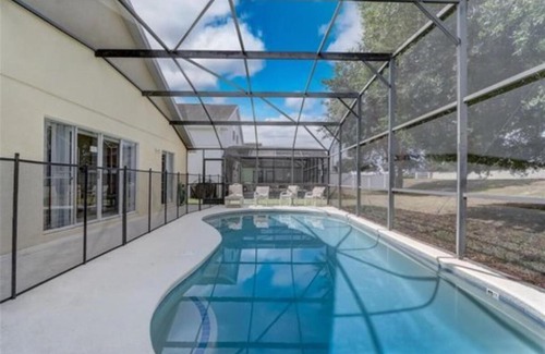 Vizcay House | Victory Retreat- A Disney Escape