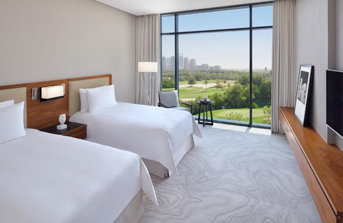 Dubai Hotel | Vida Emirates Hills