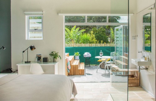 Hout Bay Hotel | Vida Nova Retreat