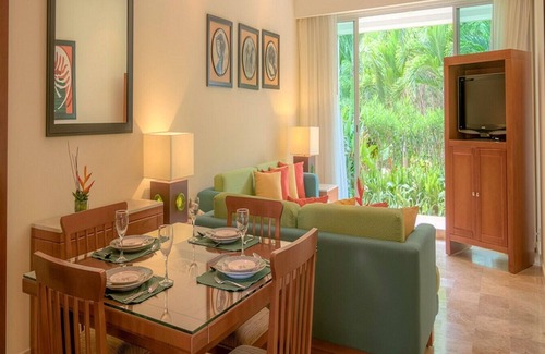 Villa Juarez Resort | Vidanta's Mayan Palace Cancun/Riviera Maya Mexico One Bedroom Sleeps 6