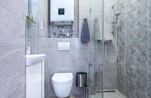 Ujlipotvaros Apartment | Vidra-lak with Private Parking