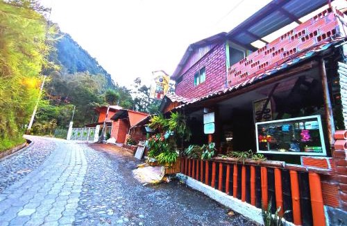 Banos de Agua Santa Apartment | viejos tiempos