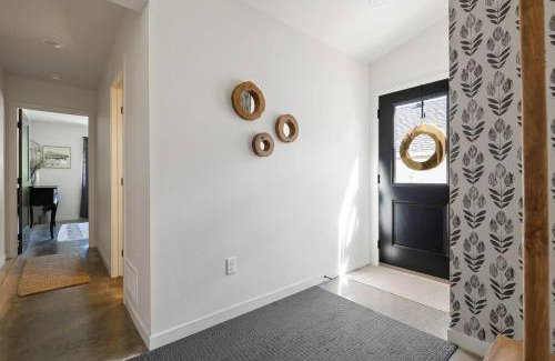 Rapid City House | Vienna's Modern Retreat
