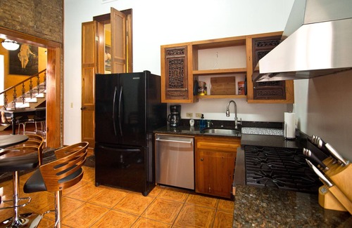 Treme Villa | Vieux Carrie de Maison - 1 Block to French Quarter