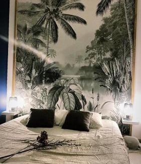Opera Apartment | Vieux Port Studio Chic