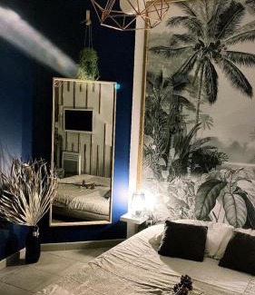 Opera Apartment | Vieux Port Studio Chic