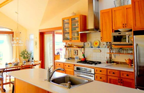 Clinton House | View beach family Cottage for 3 Sunlight Beach, Whidbey