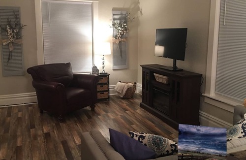 Deer Lodge House | View of Mount Powell