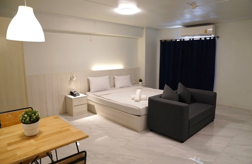 Ramkhamhaeng Hotel | Viewplace Mansion