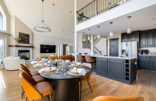 Massanutten Ski Chalet | Views, Fire Pit, Game Rm, Theater, Sauna, Poker