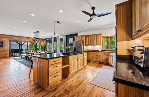 Maggie Valley House | Views, Hot Tub, Sauna, GameRoom, Theater, Sleeps 23, Near Skiing & Polar Express