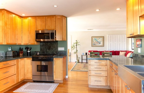 East Mesa Cottage | Views of Ocean & Islands & 100 Steps to Shoreline Park - 43 Five Star Reviews