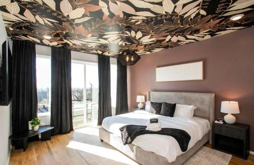 Haynes Area House | Views on Pike