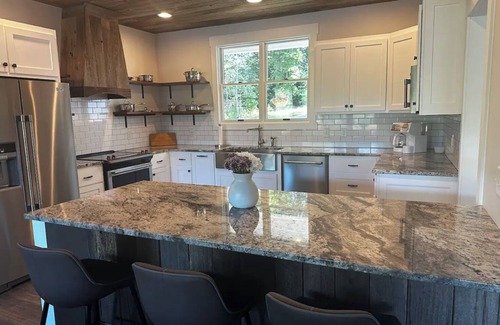 Hiawassee House | VIEWS & POOL! Private Cove Lake House!