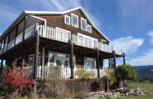Blue Lake House | Views, Views, Views! Unique rustic mountain home overlooking Redwood Valley!