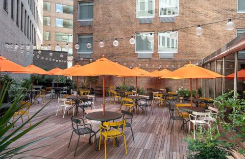 Downtown Washington D.C. Hotel | Vignette Collection Yours Truly DC by IHG