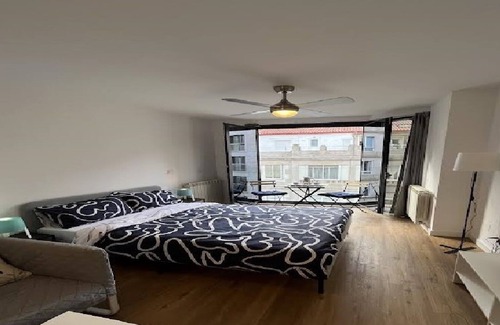 Vigo Apartment | Vigo Excursion Studio, Elegante Estudio Nuevo a Estrenar en Calle Peatonal