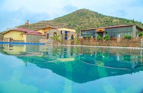 Bedla Resort | Vijaygarh Resort & Cottages with Pool