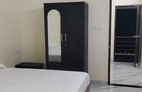 Tiruvannamalai Resort | Viji Towers Tiruvannamalai