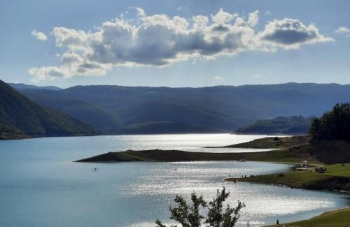 Herzegovina-Neretva Canton House | Vikendica Dijana Ramsko jezero
