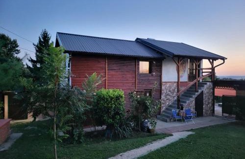 Banja Luka House | VIKENDICA GARFILD SA BAZENOM i SAUNOM BANJA LUKA