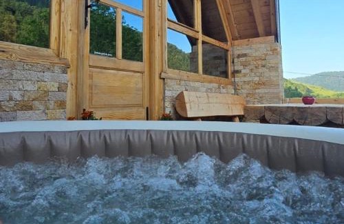 Montenegro House | Vikendica GORSKI VUK Jelovica