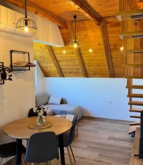 Herzegovina-Neretva Canton House | Vikendica Malekin