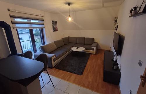 Canton 10 House | Vikendica Mila
