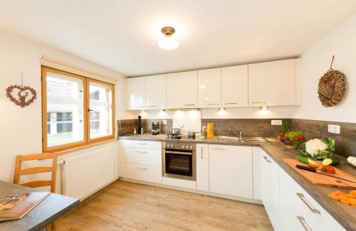 Rubi House | "Viktoria Ferienhaus" - Annehmlichkeiten von 4-Sterne Familien-und Wellnesshotel Viktoria können mitbenutzt werden