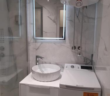 Banovo brdo Apartment | Viktorija 1