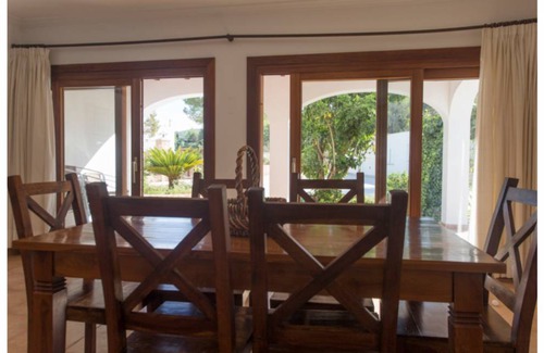 Cala de Bou Villa | Villa Can Vincent is a large villa and pool located on the outskirts of San Antonio Bay