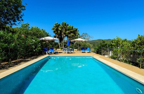 Santa Gertrudis House | Villa "Can Joan den Coves" with Mountain View, Pool & Wi-Fi
