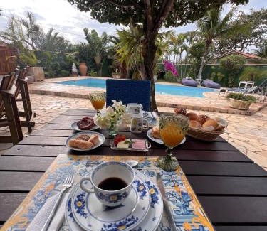 Praia Rasa Bed & Breakfast | Vila alecrim Guest House