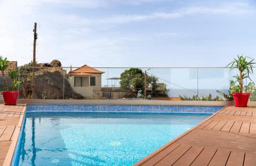 Ponta do Sol Villa | Vila Chu by An Island Apart
