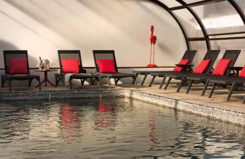 Saintes-Maries-de-la-Mer Hotel | Vila De La Mar & Spa