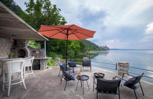 Golubac Villa | Vila Dunjarica